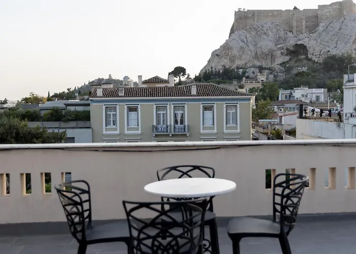 Charming Apartment in Athens Center